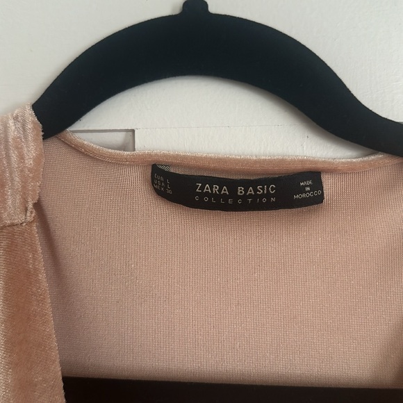 Zara basics velvet dress - size medium - Picture 2 of 3
